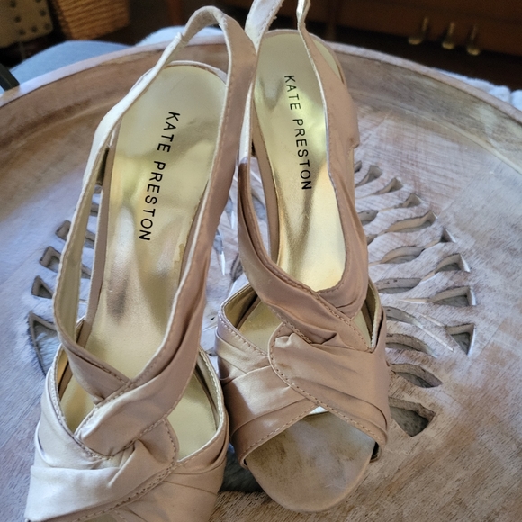 Kate Preston ruched satin heels - Picture 3 of 5